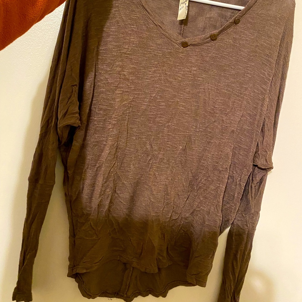 Long sleeve top